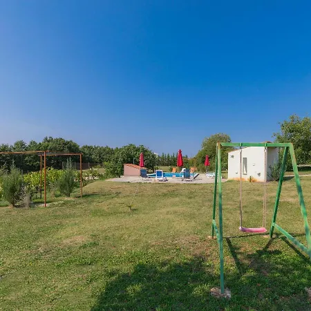 Vakantiehuis Danijela - Roj406 By Interhome