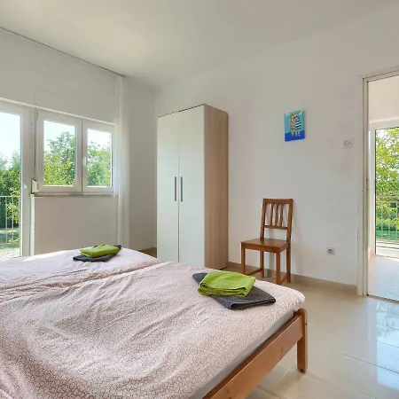 Danijela - Roj406 By Interhome *